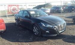 نيسان ألتيما